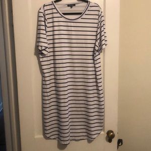Plus Navy&white Tshirt Dress